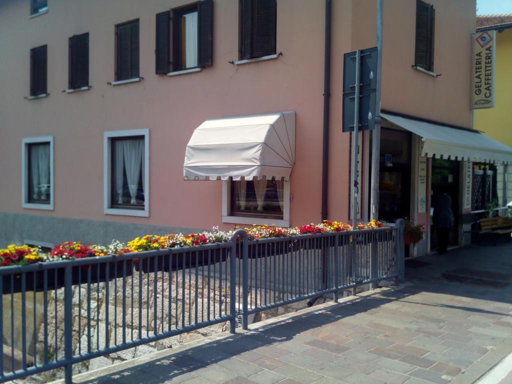 Alloggio Ponte Dei Cavalleggeri Trento Ngoại thất bức ảnh