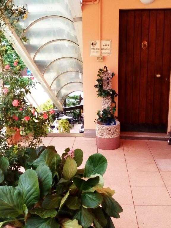 Alloggio Ponte Dei Cavalleggeri Trento Ngoại thất bức ảnh