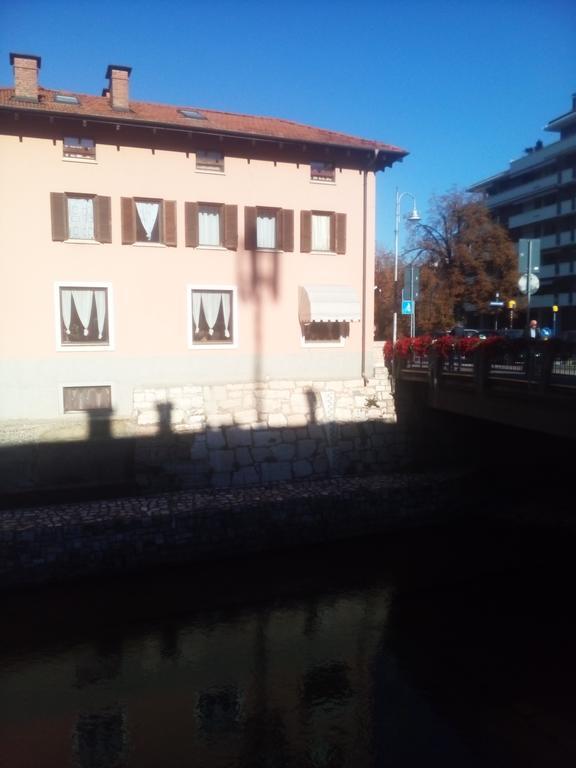 Alloggio Ponte Dei Cavalleggeri Trento Ngoại thất bức ảnh